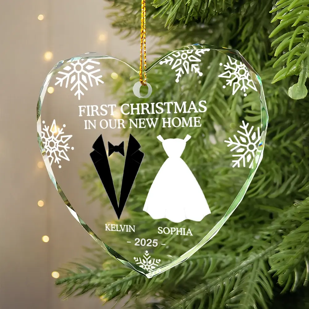 “First Christmas as Mr & Mrs” Crystal Heart Ornament, Personalized Newlywed Keepsake Gift - Image 3
