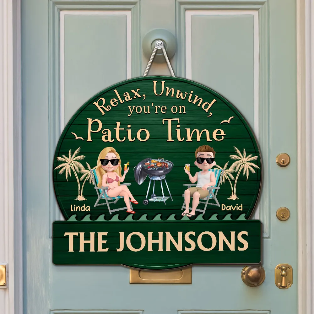 Personalized Wooden Patio Sign, Relax and Unwind Theme, Family Gift - Image 4