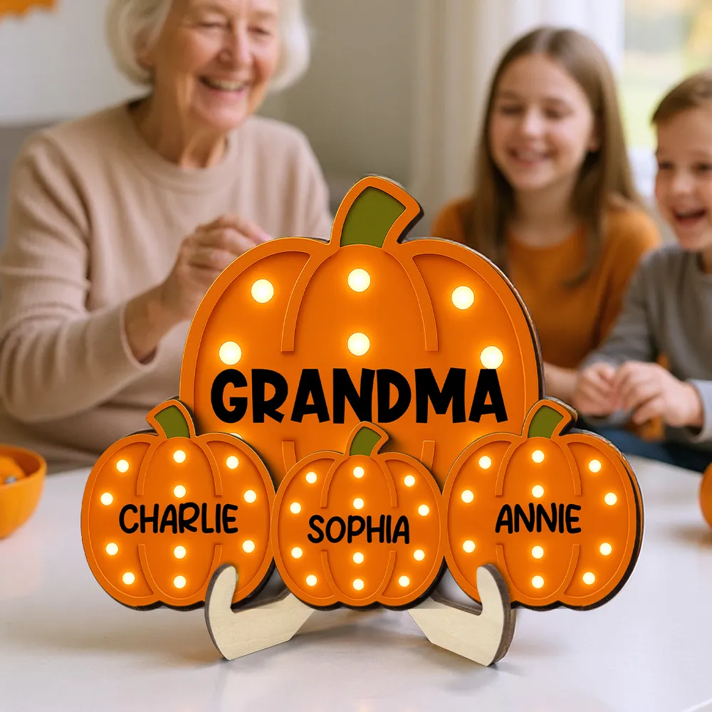 Wooden Plaque with Pumpkin Design, Grandma Theme and Perfect Holiday Gift - Image 2