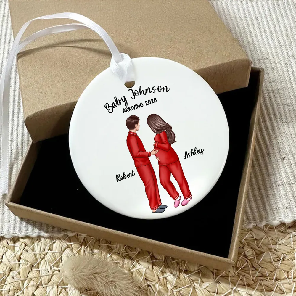 Ceramic Ornament with Expecting Parents Illustration, Heartwarming Gift for New Baby Celebration - Image 5