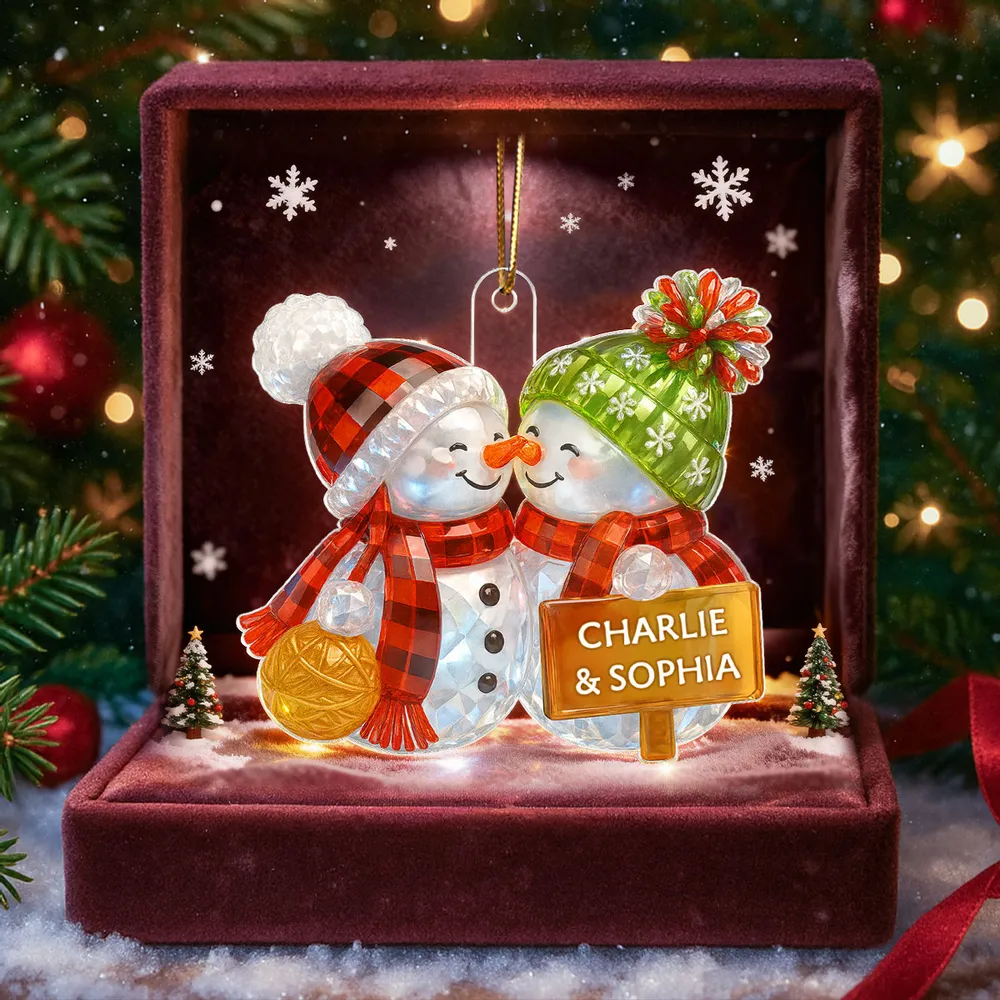 Acrylic Ornament Snowman Couple with Cozy Holiday Charm, Heartwarming Design, Perfect Gift for Couples - Image 2