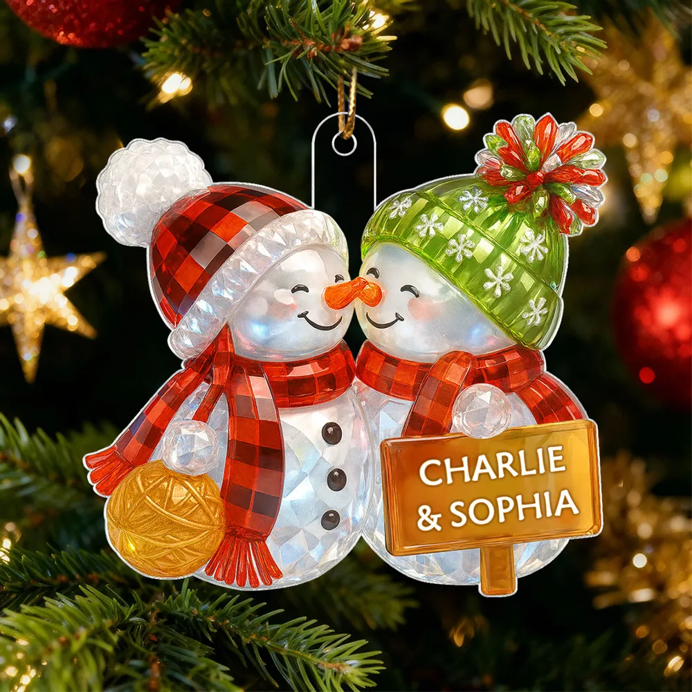Acrylic Ornament Snowman Couple with Cozy Holiday Charm, Heartwarming Design, Perfect Gift for Couples - Image 5