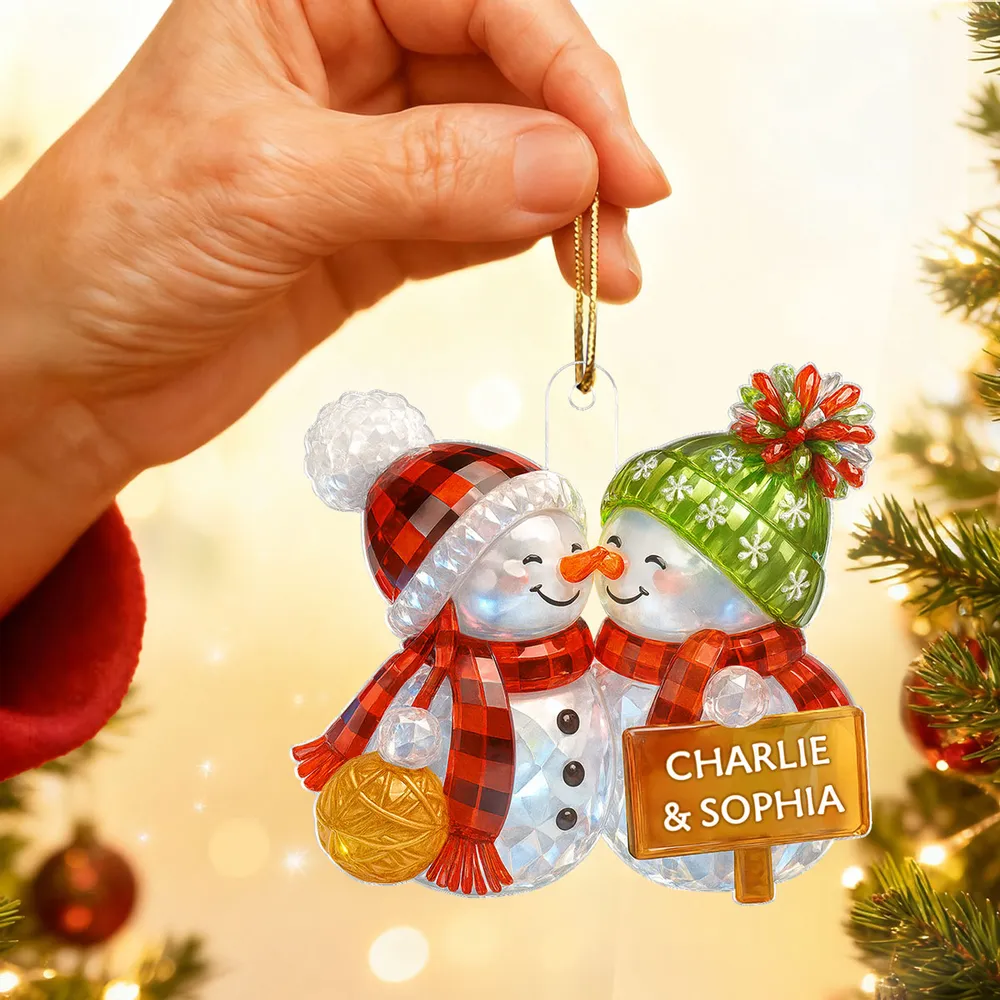 Acrylic Ornament Snowman Couple with Cozy Holiday Charm, Heartwarming Design, Perfect Gift for Couples - Image 7