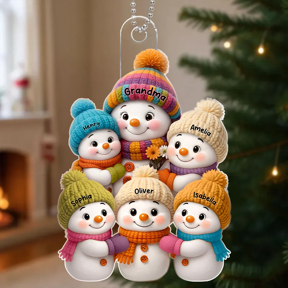 Custom Snowman Family Ornament with Grandkids' Names - Christmas Keepsake - Image 2