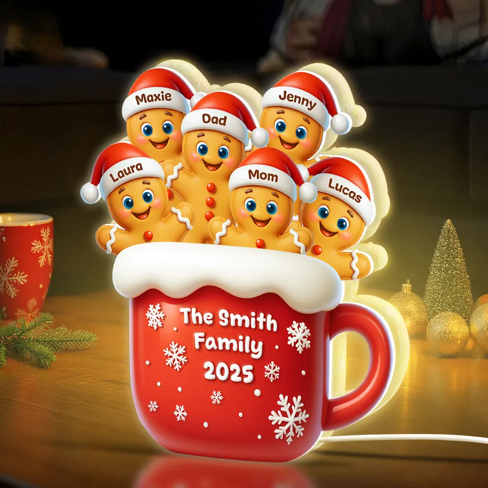 Personalized Family Gingerbread Light-Up Decor – Custom Names, Family Name & Year on Festive Mug – Heartwarming Christmas Gift - Image 7