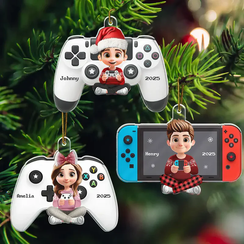 Gaming Themed Acrylic Ornament with Cute Character Design – Perfect Gift for Game Lovers