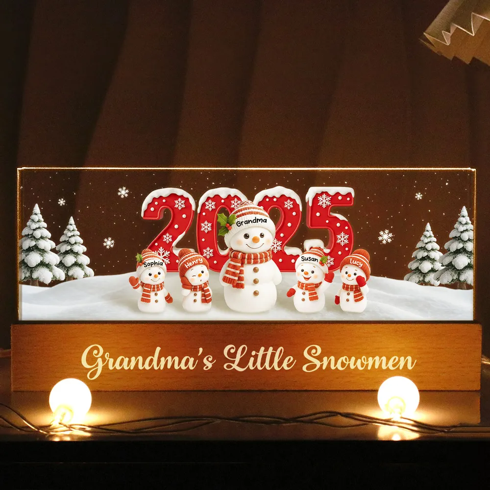LED Light Plaque - Personalized Snowman Family for Grandma, cozy night light for Christmas, a unique heartfelt gift - Image 5