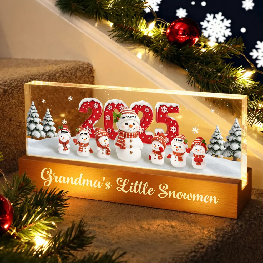 LED Light Plaque - Personalized Snowman Family for Grandma, cozy night light for Christmas, a unique heartfelt gift - Image 7