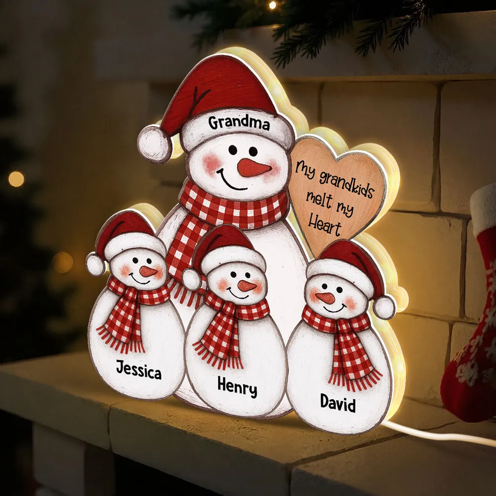 Acrylic Light Box Snowman Grandma & Grandkids, Christmas folk art, warm glow, unique gift for Grandma - Image 3