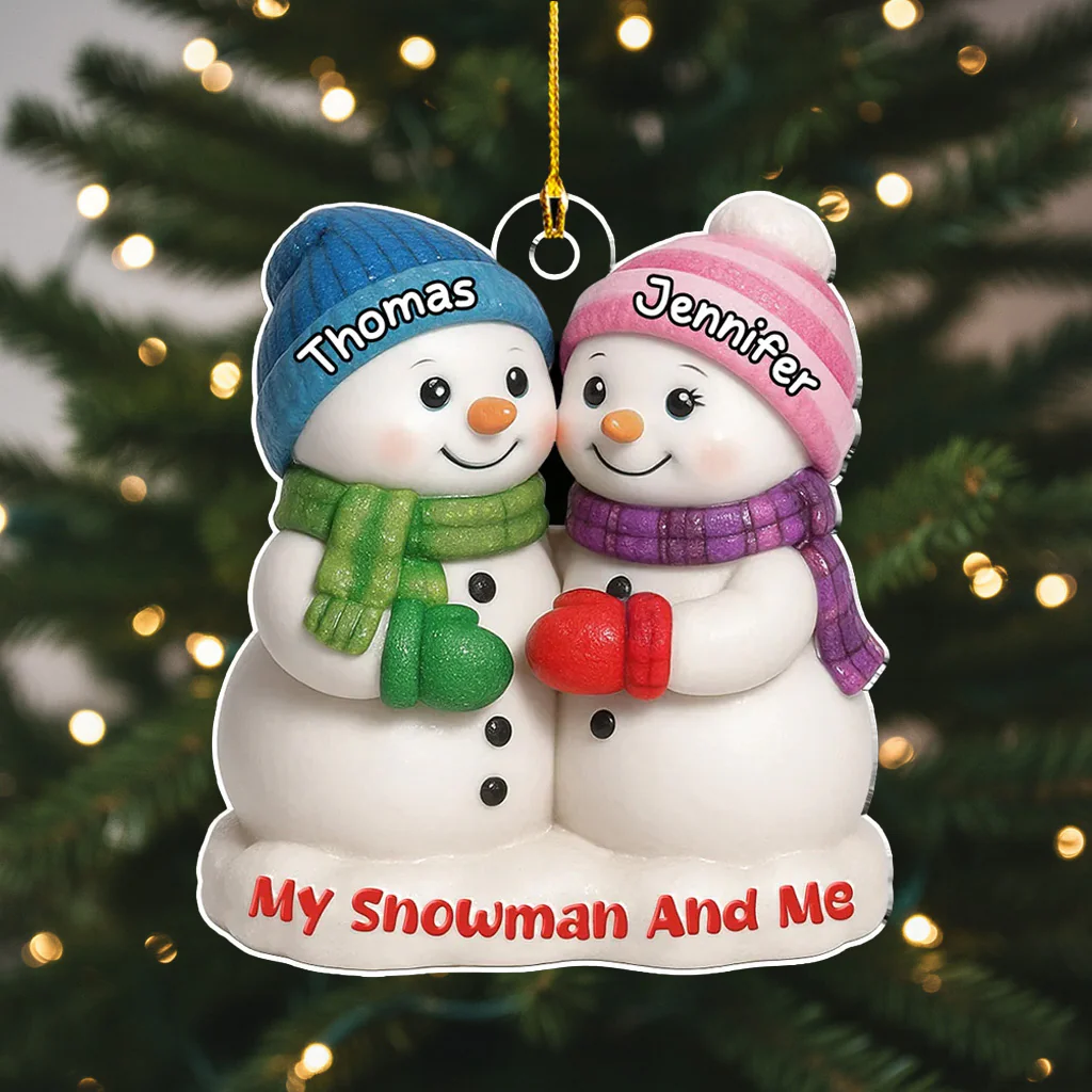 Snowman Couple Ornament - Personalized Hugging Snowmen for the Christmas Tree - My Snowman and Me, a Unique Gift for Couples