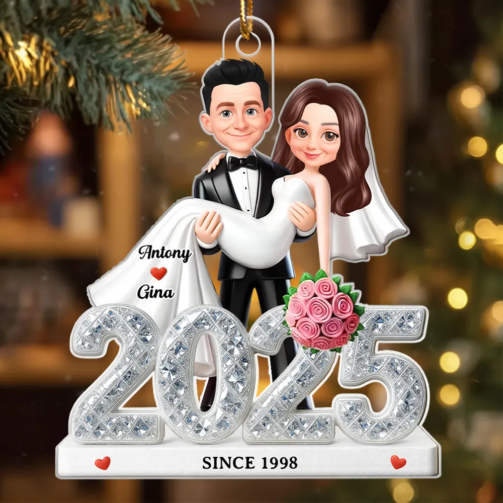 Personalized Acrylic Ornament for Newlyweds – Our First Christmas Married Couple Design, Sparkling Detail, Unique Keepsake Gift - Image 5