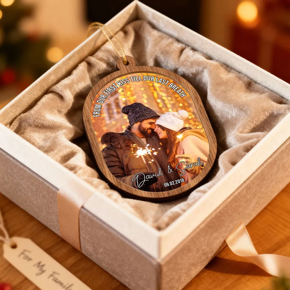 Personalized 2-Layer Wooden Ornament for Couples, Warm Night Scene Tree Decor, Creative Holiday Gift for Him or Her - Image 3