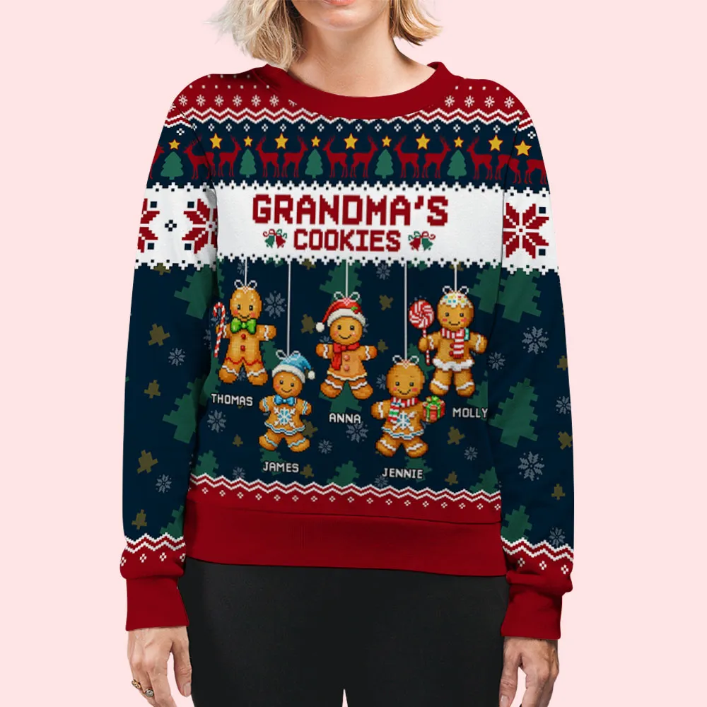 Personalized Grandma Cookies Printed Sweatshirt with Gingerbread Kids, Festive Christmas Gift for Grandma - Image 2