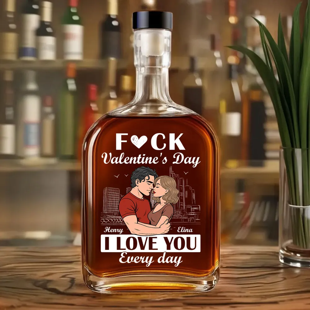 Personalized Glass Spirits Decanter with Custom Couple Illustration, “I Love You Every Day” Romantic Gift for Him or Her - Image 2