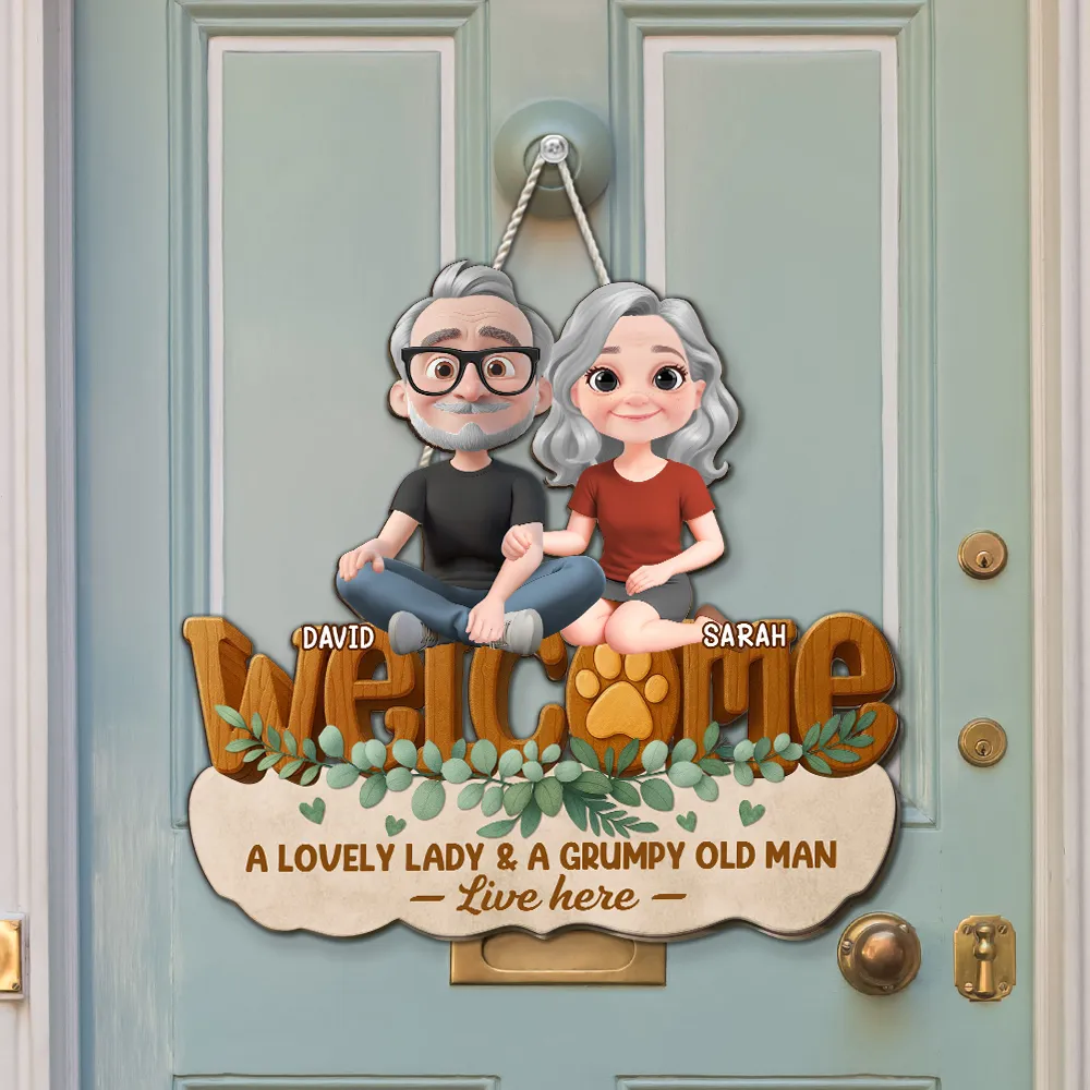 Personalized Wooden Sign with Cute Couple Illustration and Paw Welcome Home Decor, Unique Gift for Couples - Image 3
