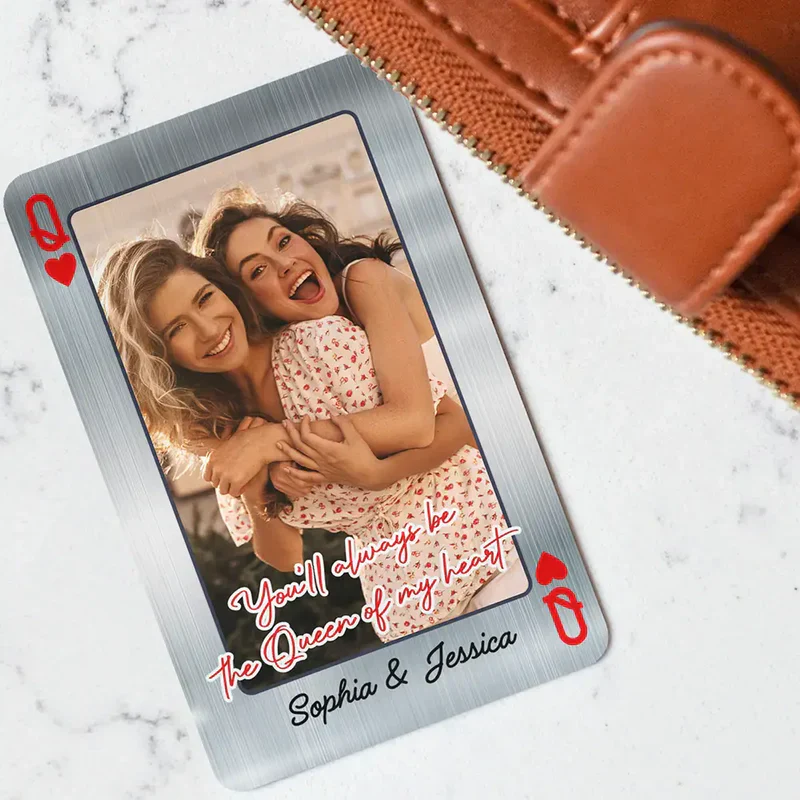 Personalized Metal Wallet Card With Your Photo Romantic Couple Hug at the Beach Unique Gift for Wife or Girlfriend - Image 3