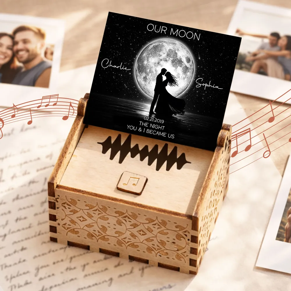 Personalized Wooden Music Box with Moonlit Kissing Couple Design, Unique Romantic Gift for Wife or Husband - Image 2