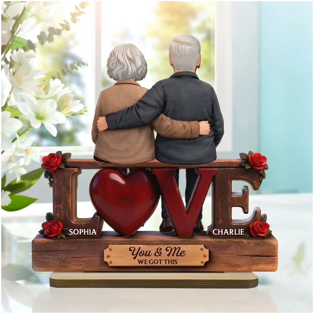 Personalized 2-Layer Wooden Plaque LOVE Couple Hugging Back View, Heartwarming Living Room Display, Unique Gift For Him & Her