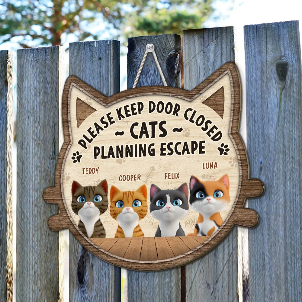 Wooden Sign Please Keep Door Closed Cats Planning Escape, Personalized Pet Gift with Sweet Touch for Cat Parents - Image 5