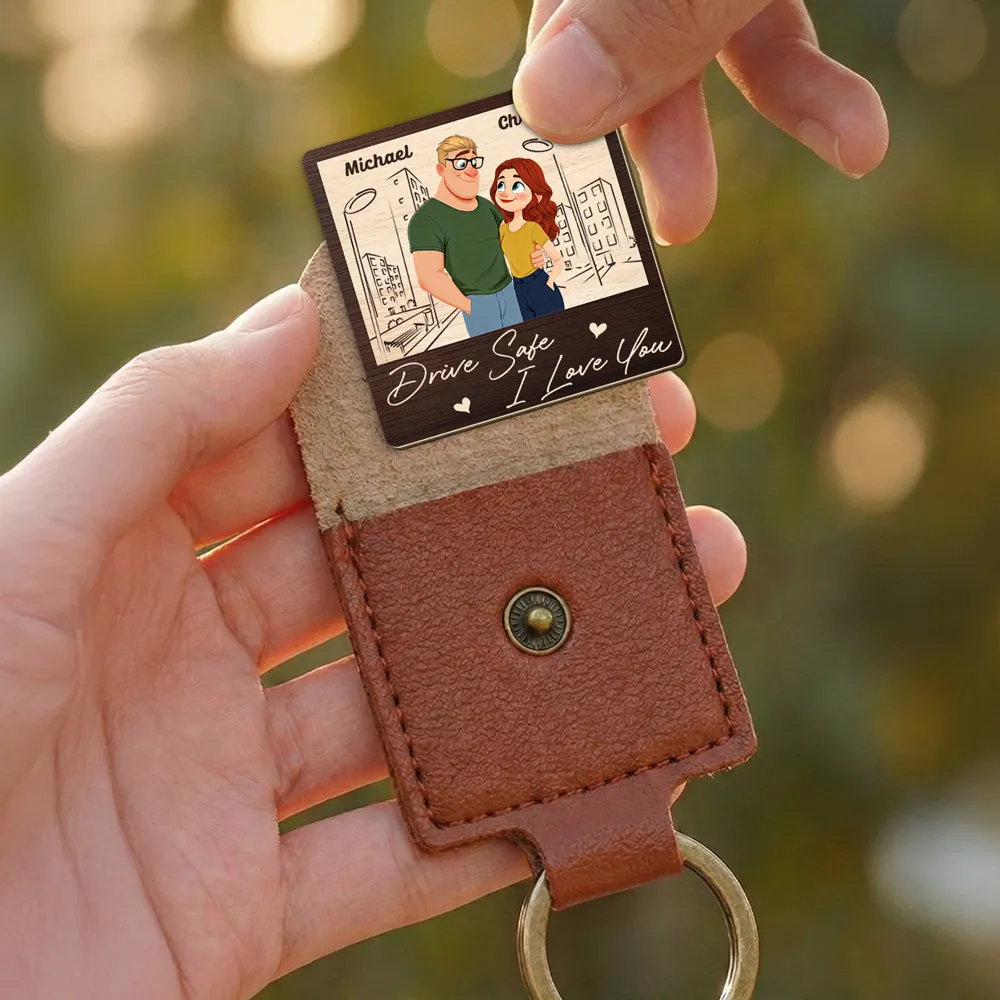 Personalized Wooden Pocket Hug Keychain Card With Couple Illustration Drive Safe I Love You Unique Gift For Boyfriend Or Husband - Image 6