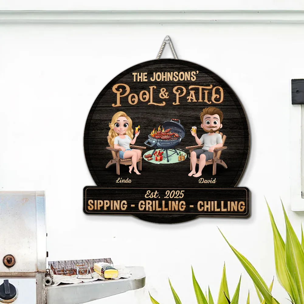 Personalized Pool & Patio Wooden Sign with Cute Couple Cartoon and Grill Scene, Unique Backyard Decor Gift - Image 2