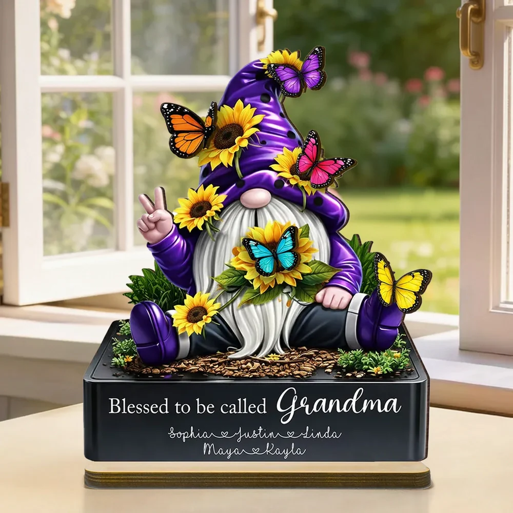 Personalized 2-Layer Wooden Plaque Gnome With Sunflowers & Butterflies for Grandma, Unique Gift With Heartfelt Message