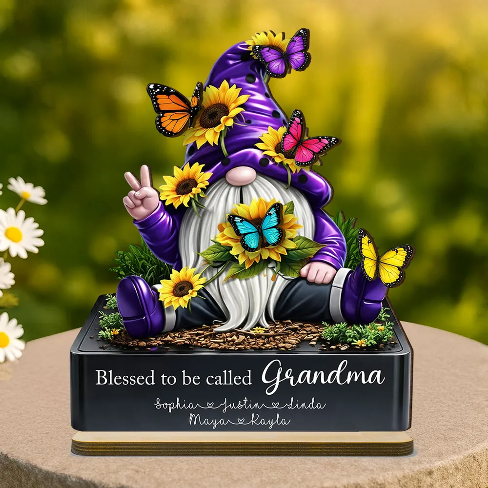 Personalized 2-Layer Wooden Plaque Gnome With Sunflowers & Butterflies for Grandma, Unique Gift With Heartfelt Message - Image 6