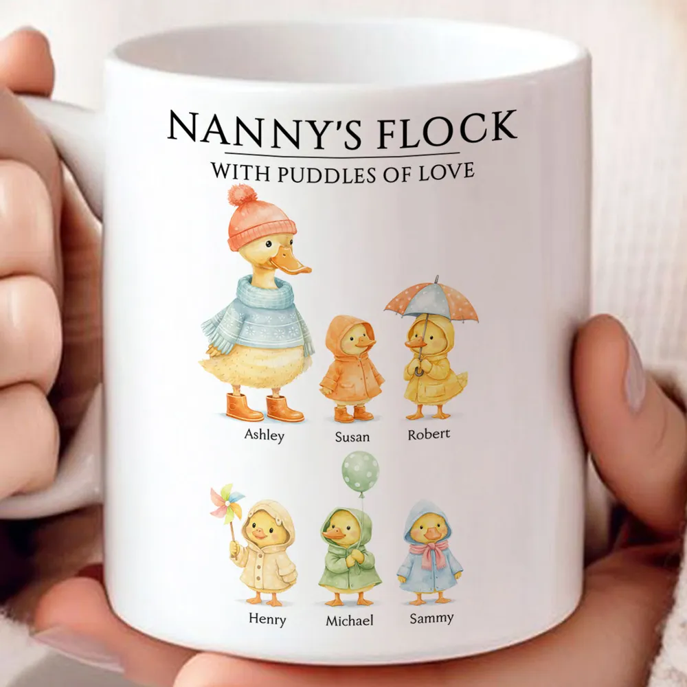 Personalized Ceramic Mug with Cute Duck Family Illustration, Unique Gift for Grandma or Mom, Sweet Daily Coffee Moment - Image 3