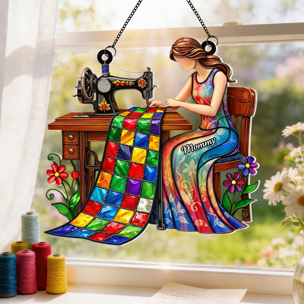 Personalized Mom Sewing Quilt Acrylic Suncatcher Ornament for Window Decor - Sunlight Reflection, Unique Gift for Mom or Grandma - Image 2