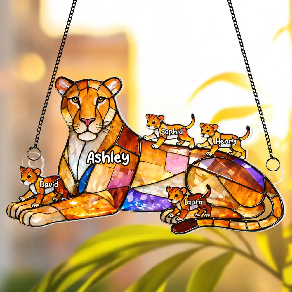 Personalized Lion Mom and Cubs Acrylic Suncatcher Ornament for Sunny Window Decor, Unique Gift for Mom or Grandma - Image 6