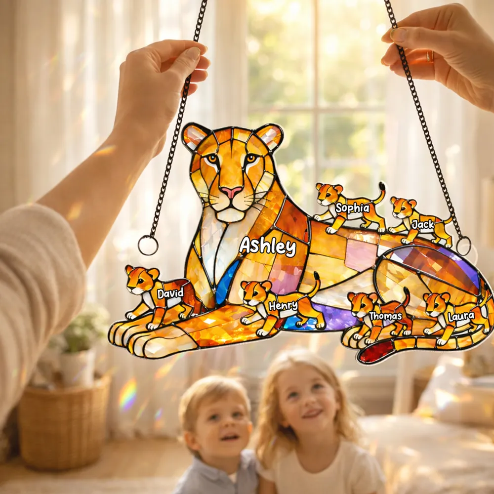 Personalized Lion Mom and Cubs Acrylic Suncatcher Ornament for Sunny Window Decor, Unique Gift for Mom or Grandma - Image 7
