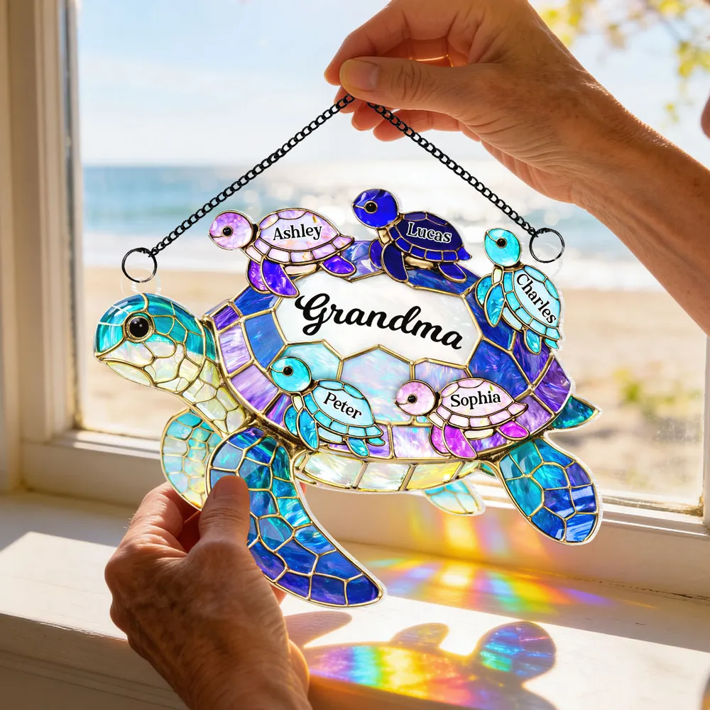 Acrylic Suncatcher Ornament for Grandma with Sea Turtle Family, Beachy Window Decor with Rainbow Shine, Thoughtful Personalized Gift - Image 2