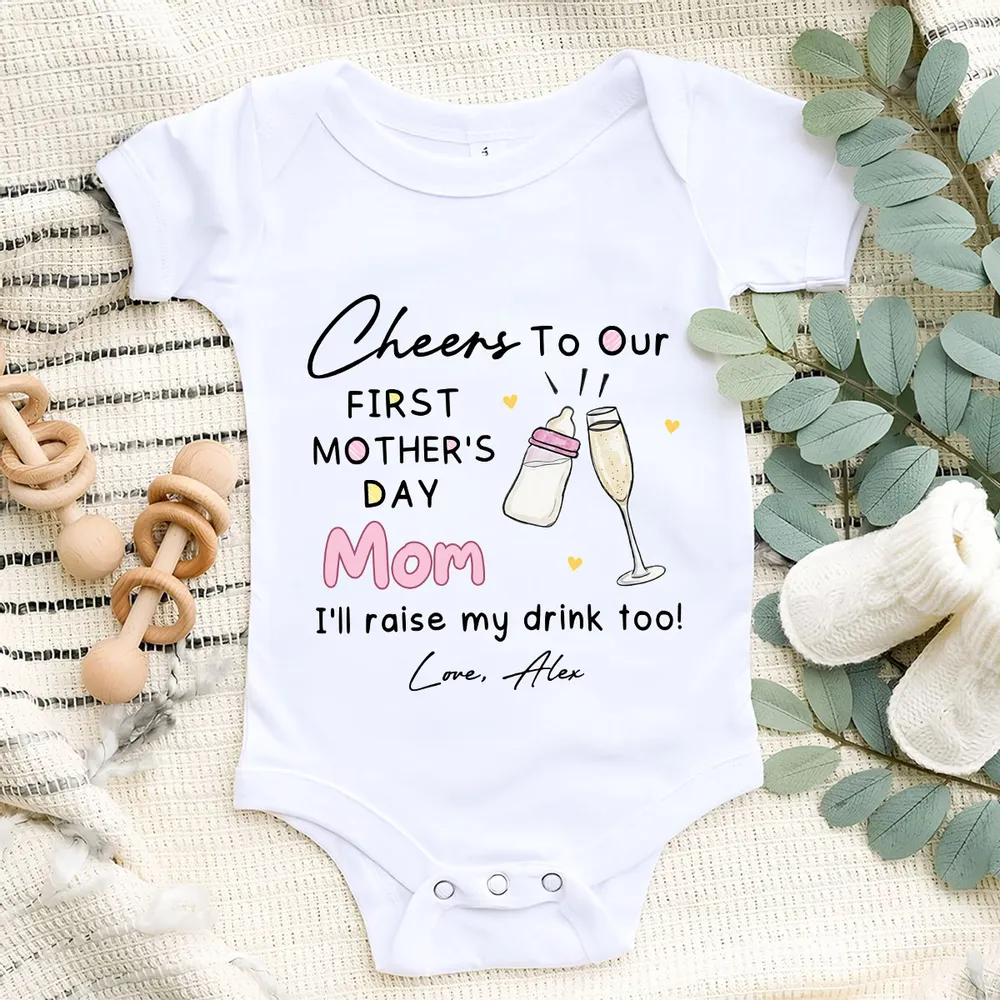 Short Sleeve Baby Onesie for First Mother's Day, Personalized Cheers Design with Baby Bottle and Toast, Sweet Gift Idea for New Mom - Image 5