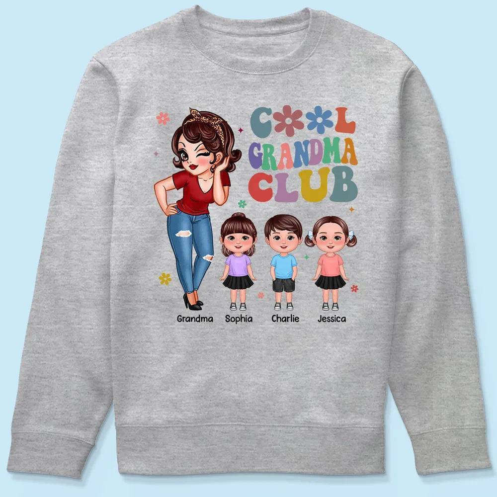 Exclusive 'Cool Grandma Club' Tee - Custom Chic Gift for the Trendsetting Grandma - Image 6
