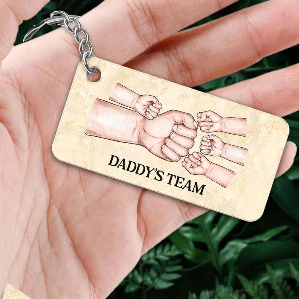 "Beach Landscape Family Sitting Back View Acrylic Or Wooden Keychain, Perfect Gift for Father's Day, for Dad or Grandpa" - Image 5