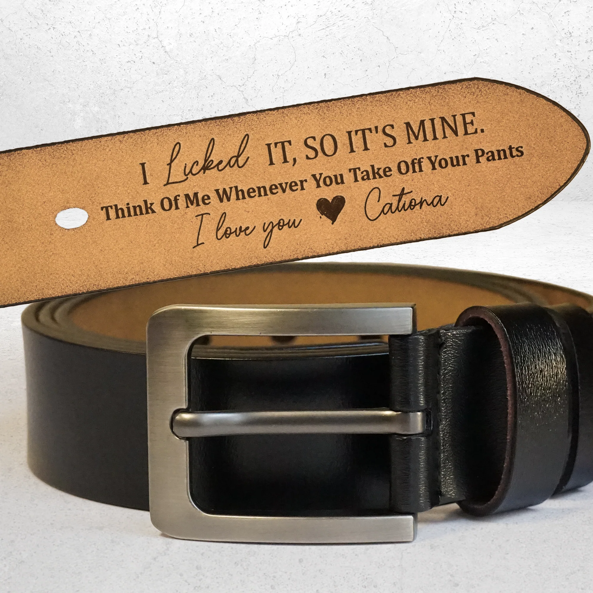 "Personalized Leather Belt – 'I Licked It, So It’s Mine' Custom Message – A Fun and Romantic Gift for Valentine’s Day or Special Occasions" - Image 4