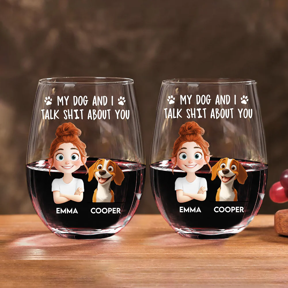 Personalized Dog Lover's Wine Glass – A Heartfelt Gift for Dog Moms
