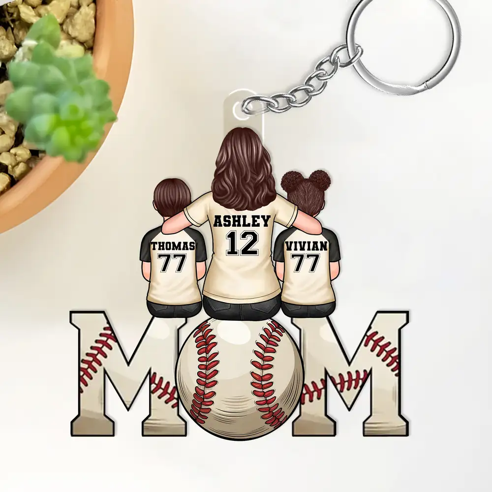 Custom Keychain with Mom and Kids in Jerseys – Personalized Gift - Image 2