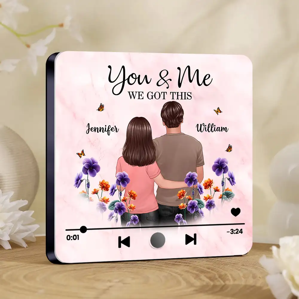 "You & Me, We Got This" Custom Ornament with Romantic Couple Illustration and Flowers – Ideal Gift for Lovers - Image 3