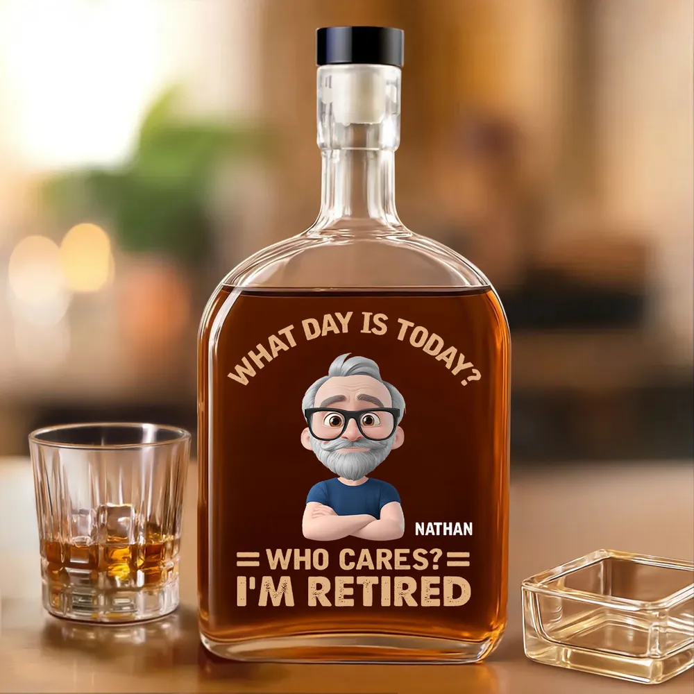“Who Cares? I’m Retired” – Personalized Glass Spirits Decanter for Dad & Husband - Image 3